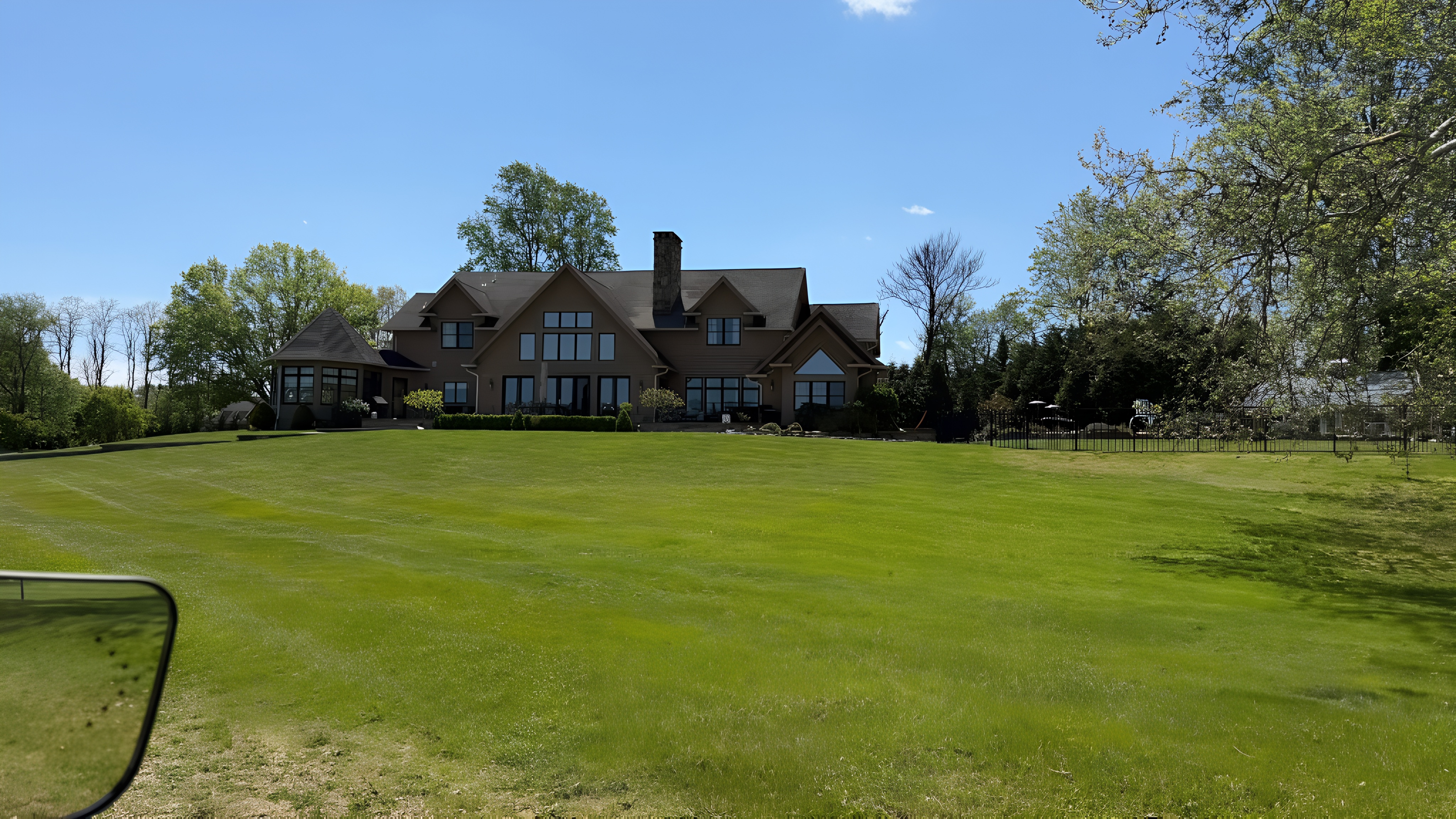 17 Windsor Estate luxury mansion exterior — waterfront estate for film shoots in Colts Neck, NJ